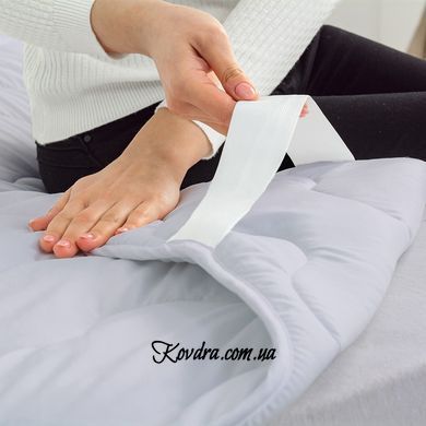Наматрасник №1713 Eco Light Blue (EcoSilk) (обычный на резинке по углам)