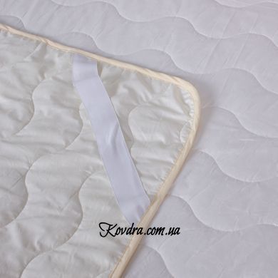 Наматрасник №1714 Eco Light Crem (EcoSilk) (обычный на резинке по углам)